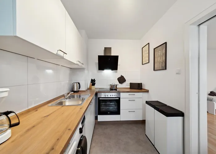 Moderne Fuer Monteure Und Geschaeftsreisende *